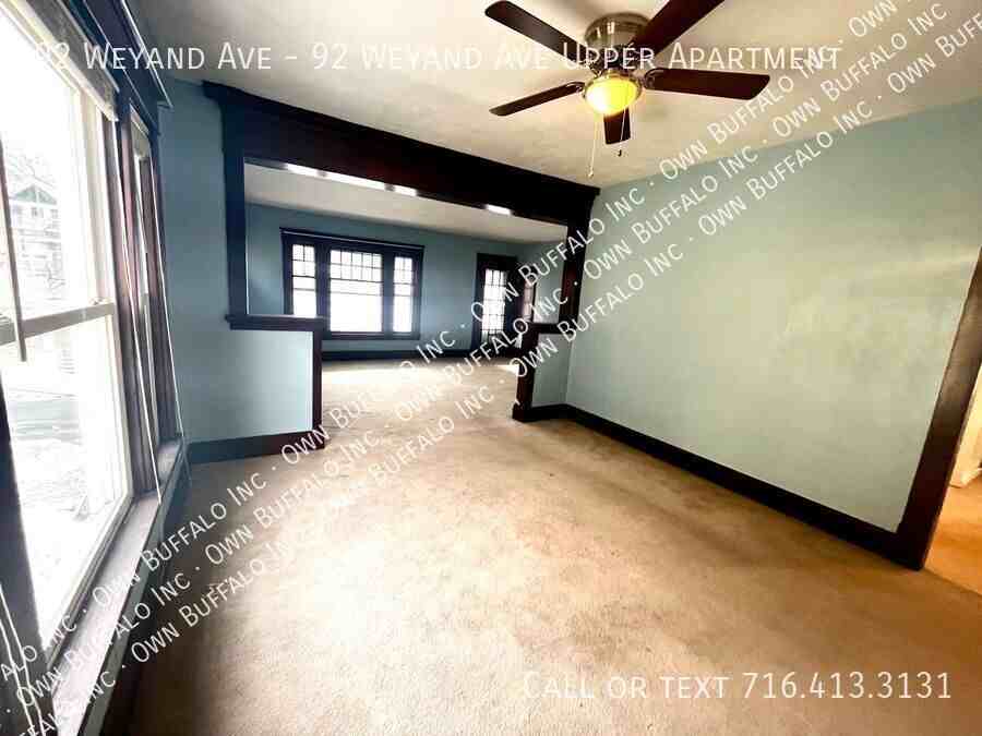 92 Weyand Ave - Photo 7 of 36