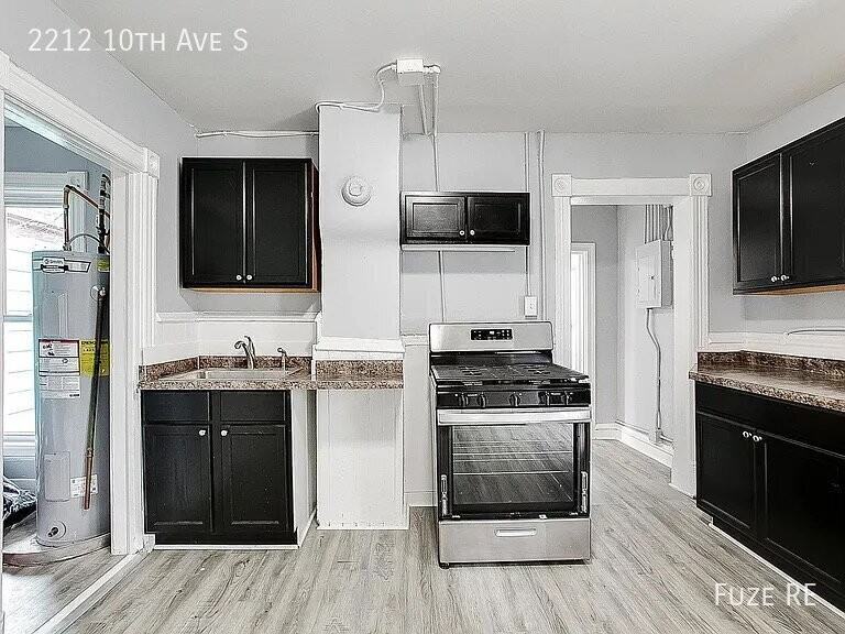 2212 10th Ave S - Photo 3 of 12