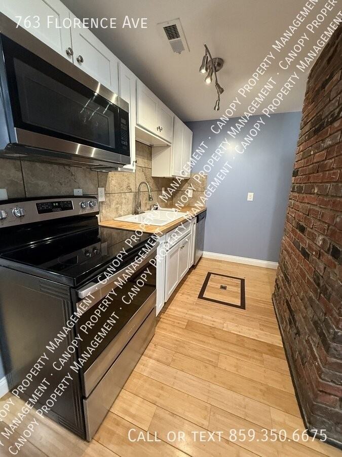 763 Florence Ave - Photo 5 of 21