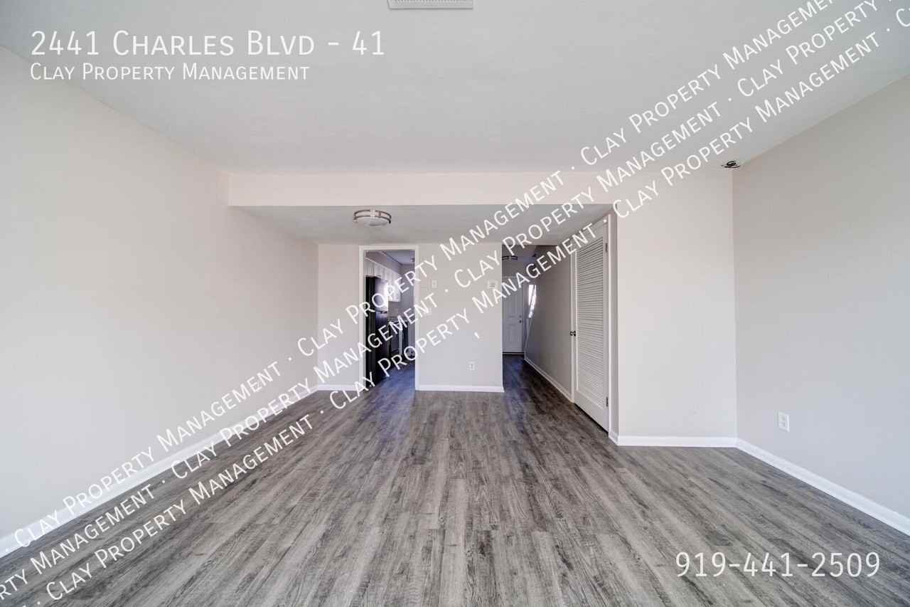 2441 Charles Blvd #41 - Photo 5 of 36