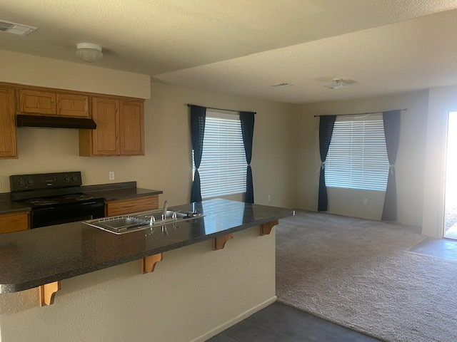 3653 S Hinckley Dr - Photo 6 of 9