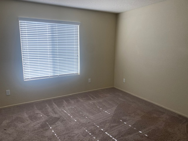 3653 S Hinckley Dr - Photo 7 of 9