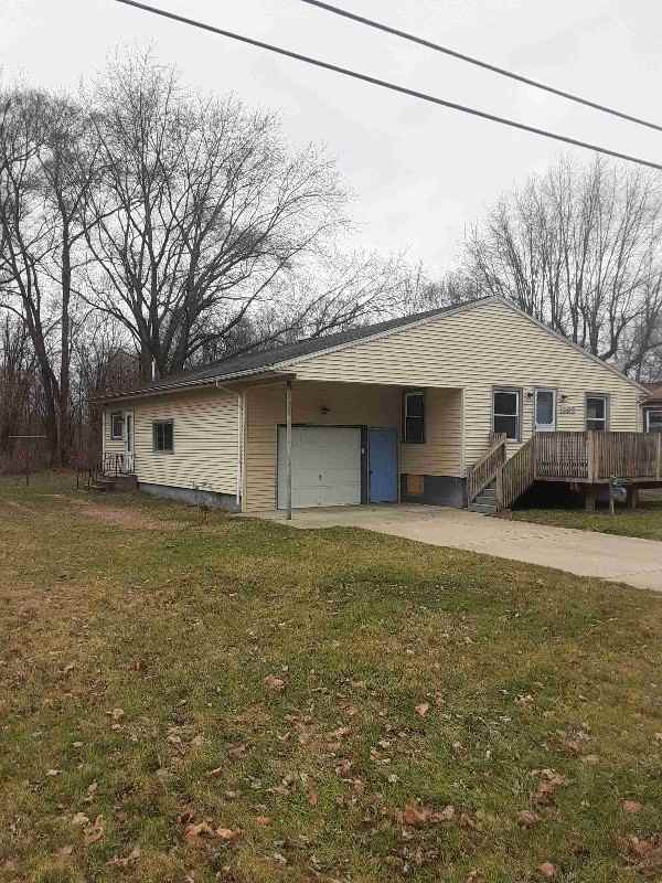 1362 Rose Ave - Photo 2 of 14
