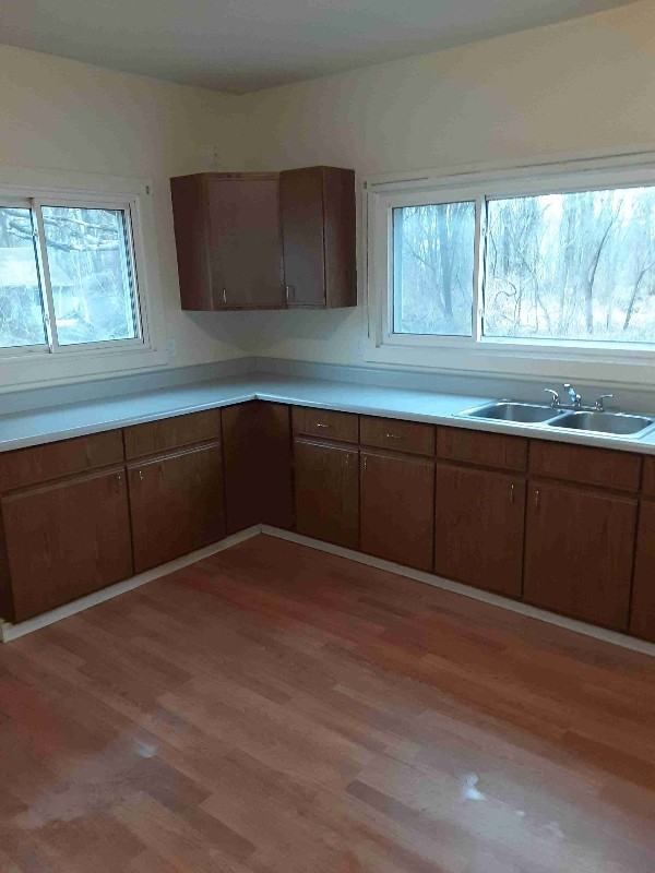1362 Rose Ave - Photo 4 of 14