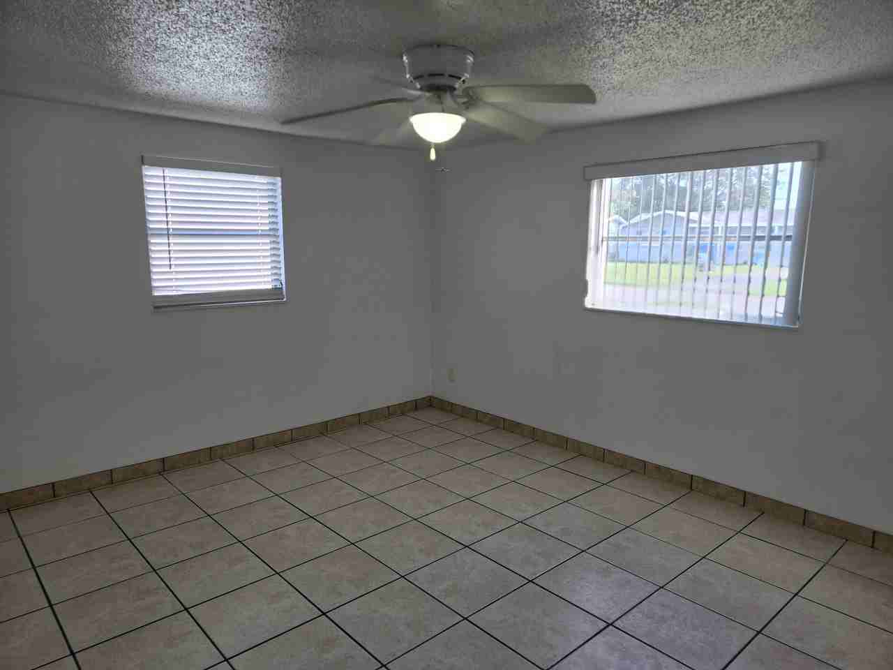 4307 Newgate Ave - Photo 3 of 20