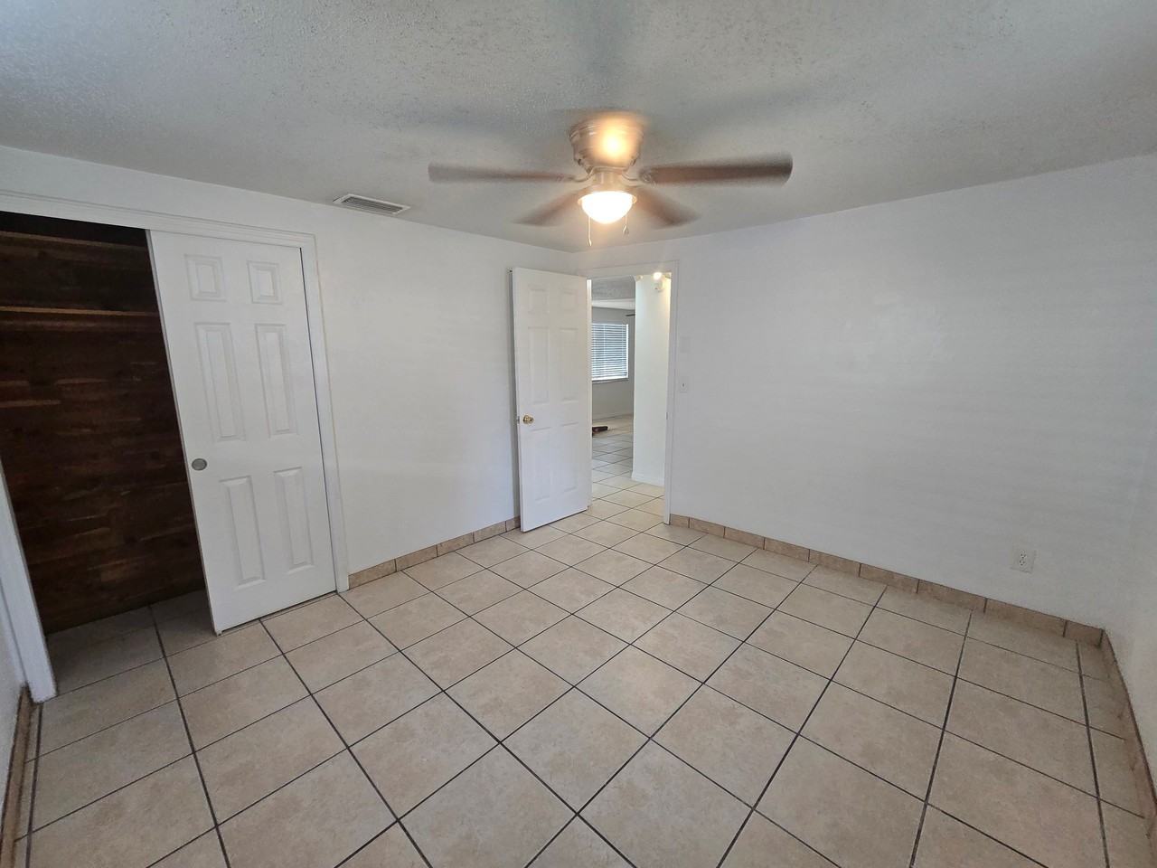 4307 Newgate Ave - Photo 6 of 20