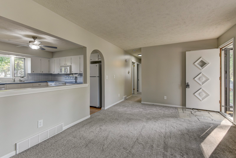 14524 L St - Photo 4 of 30