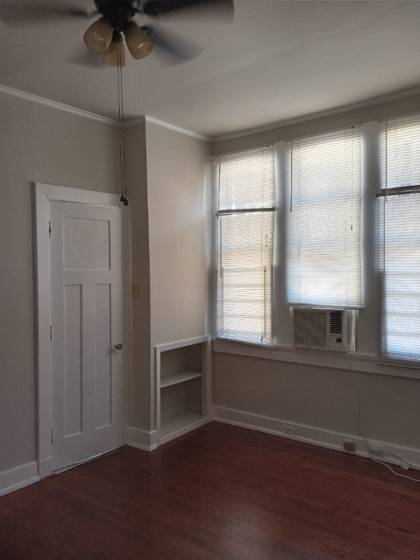 800 N Olympia St #D - Photo 5 of 13