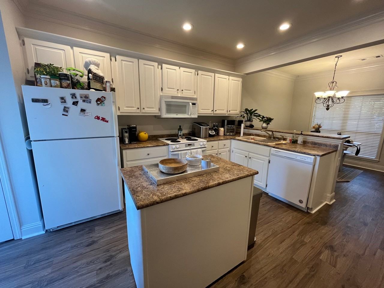 116 Windstone Dr - Photo 2 of 14