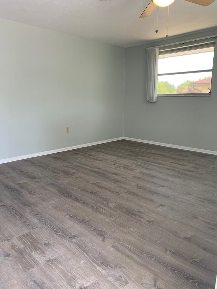 440 Calbira Ave - Photo 7 of 13