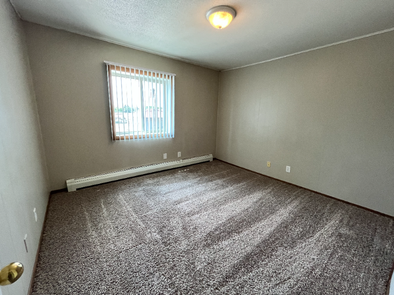1206 14th Ave S #9 - Photo 5 of 15