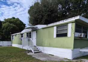9726 4th Ave - Photo 1 of 1