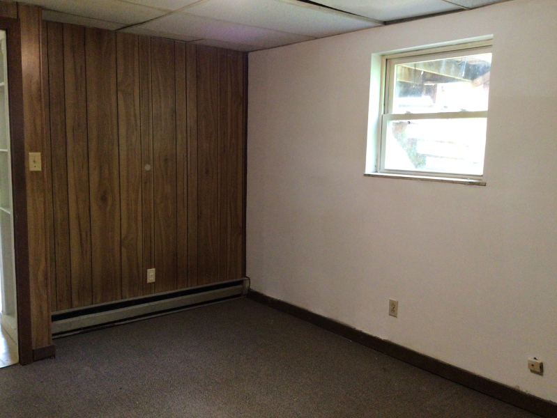 1521 Main St E #B - Photo 6 of 6