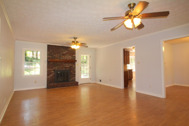 2946 Ripple Ct - Photo 2 of 8