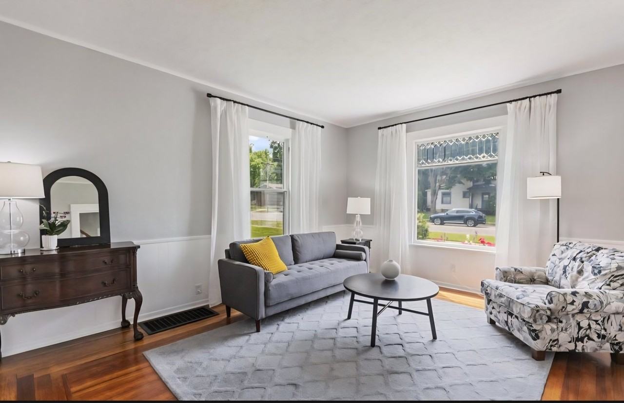 810 7th St Nw - Photo 4 of 20