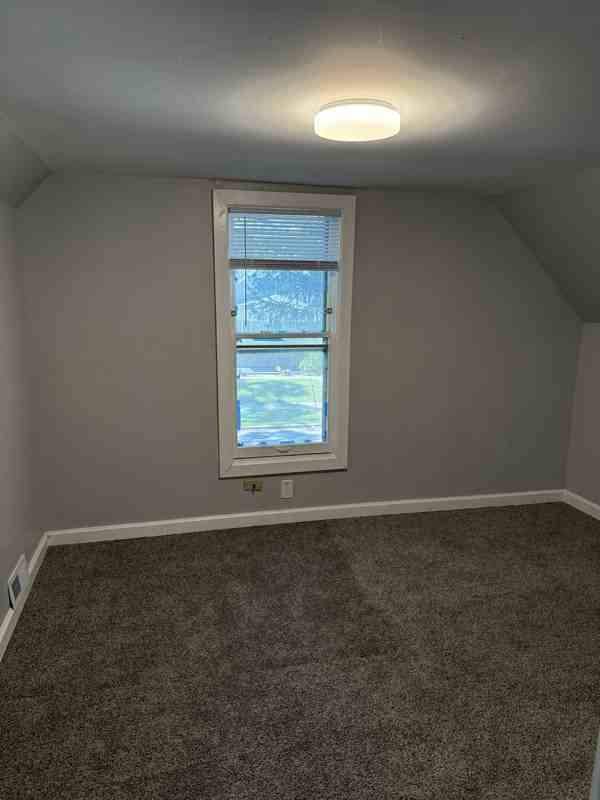 5438 N 41st St - Photo 6 of 11