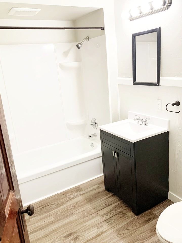 1214 School St - Photo 6 of 20