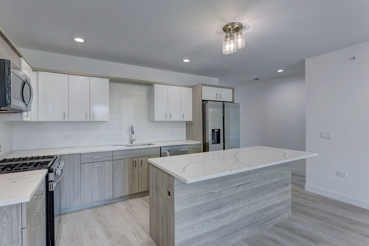 8110 Lincoln Ave #4A - Photo 2 of 13