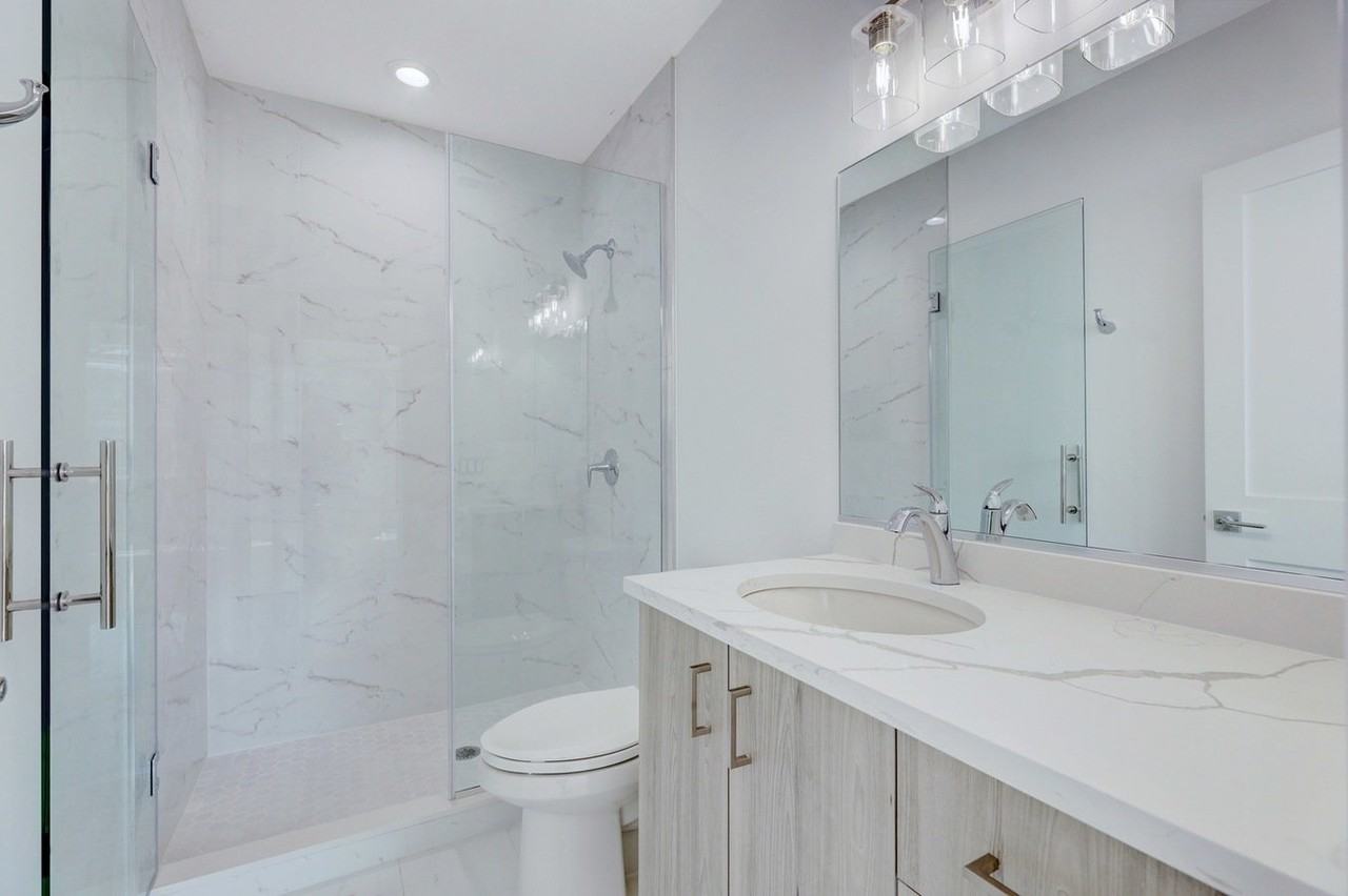 8110 Lincoln Ave #4A - Photo 6 of 13