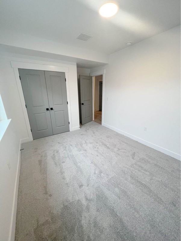 1443 N Alder Way - Photo 6 of 16