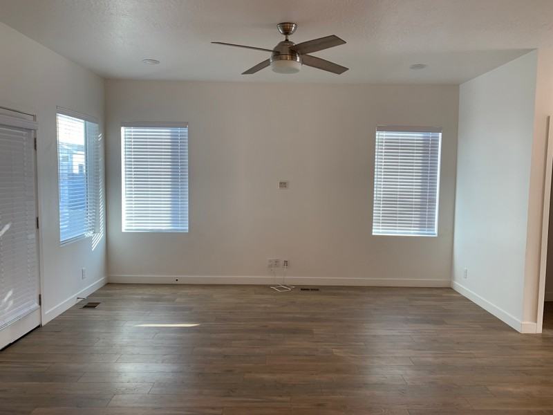 10046 Marigold Ln - Photo 5 of 19