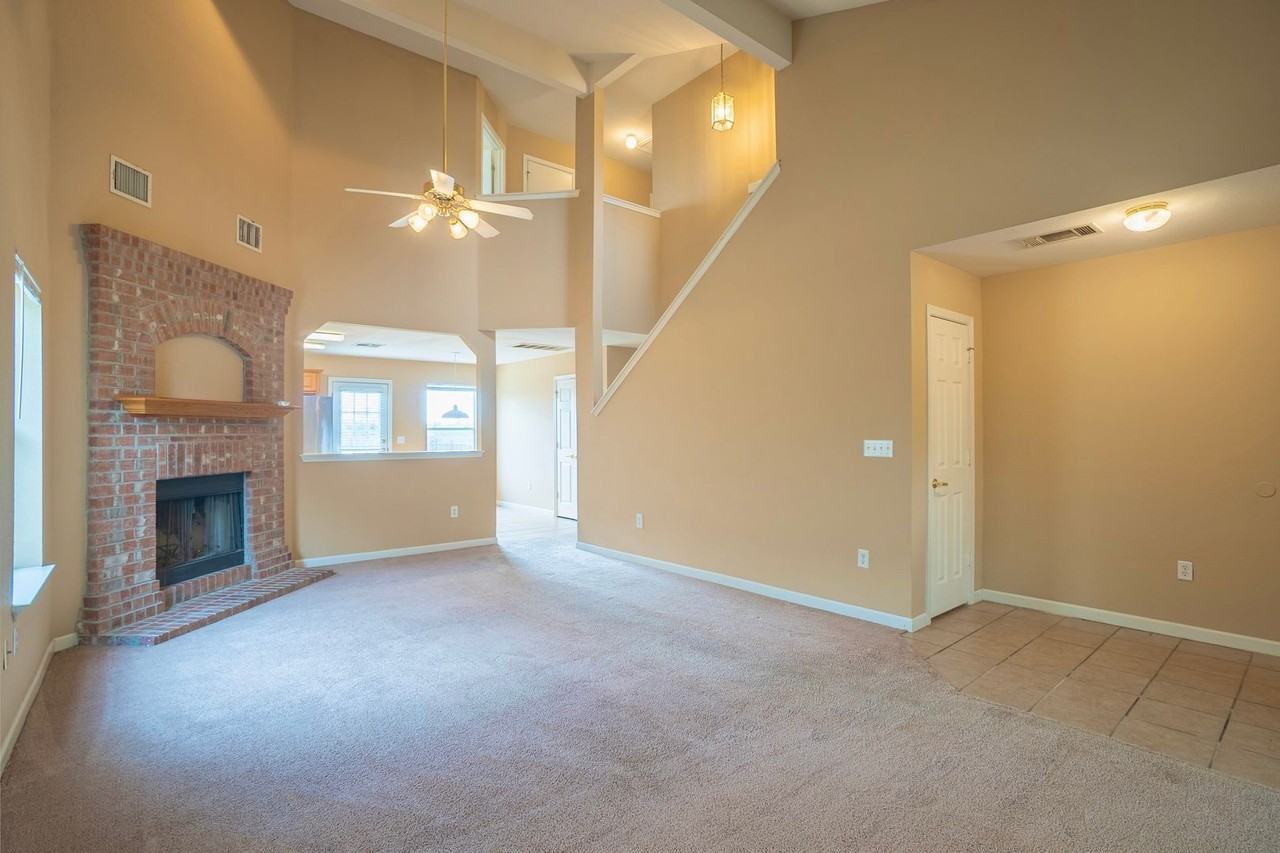 6217 Vida Nueva Ave - Photo 6 of 34