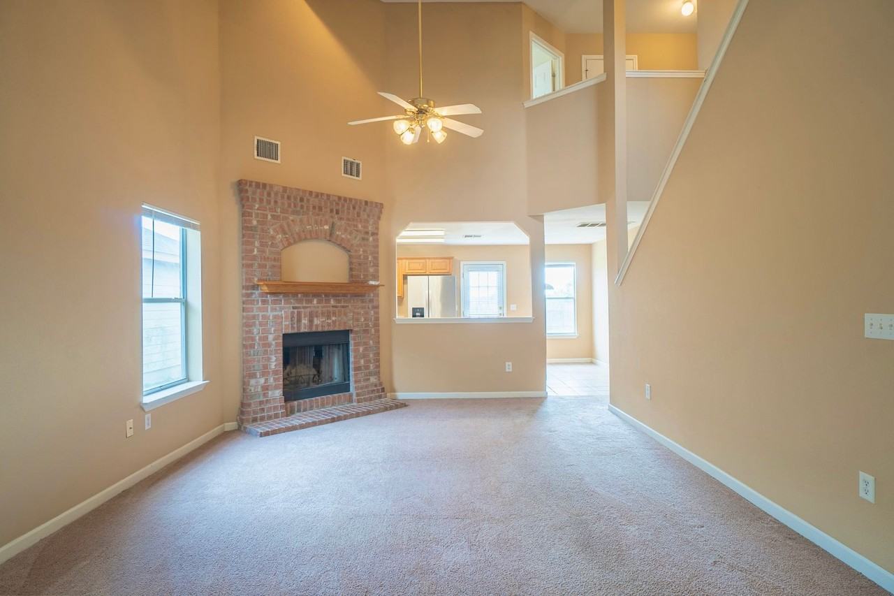 6217 Vida Nueva Ave - Photo 7 of 34