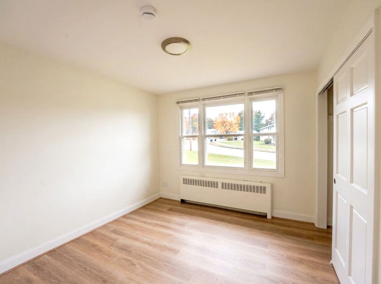 232 Congress Cir - Photo 7 of 15