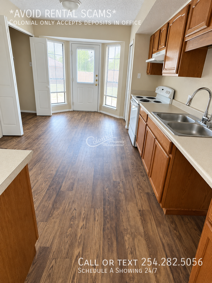 2416 Grasslands Dr - Photo 6 of 16