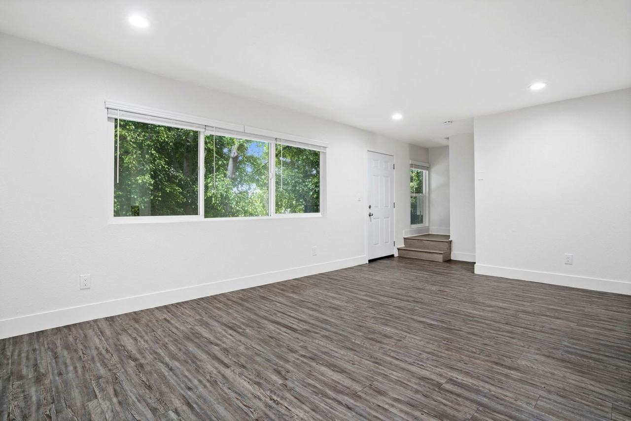 3601 Hilltop Dr #E3 - Photo 6 of 50