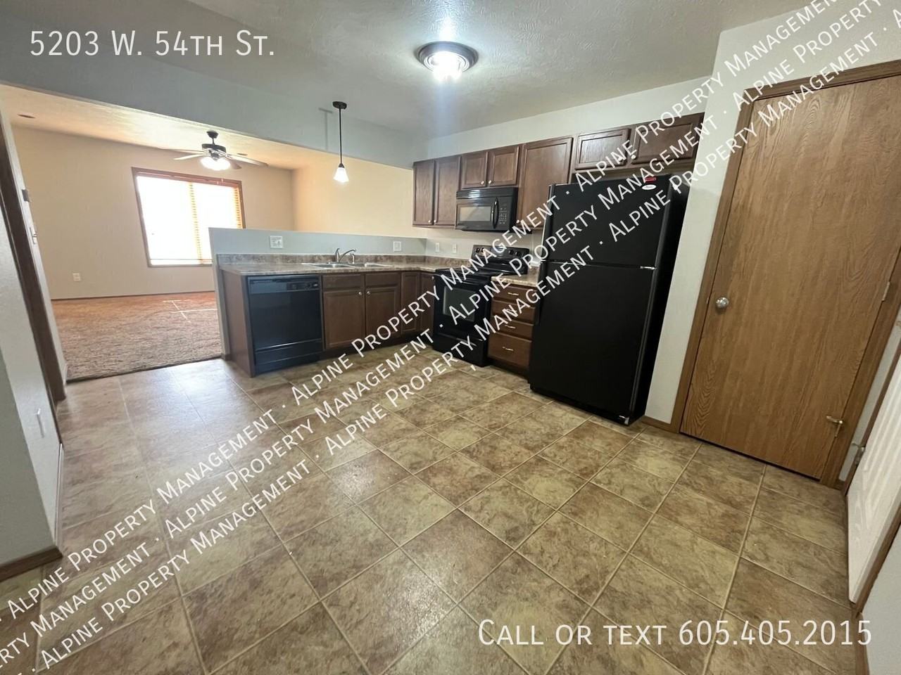 5203 W 54th St N - Photo 3 of 24