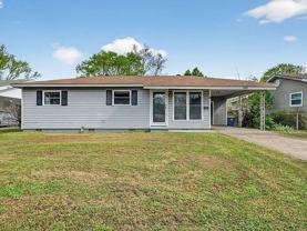 505 E Bethany Rd - Photo 1 of 1