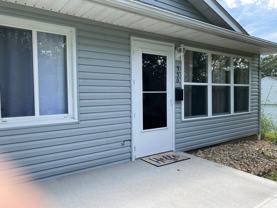 350 Leonard Dr - Photo 1 of 1