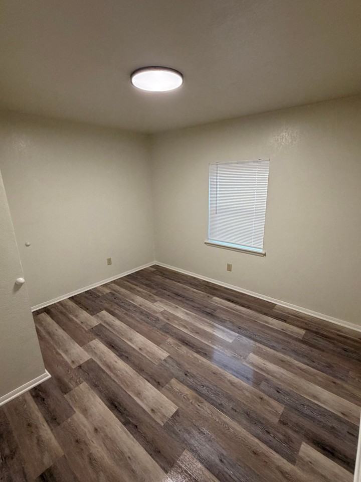 10 W Church Ave - Photo 6 of 20
