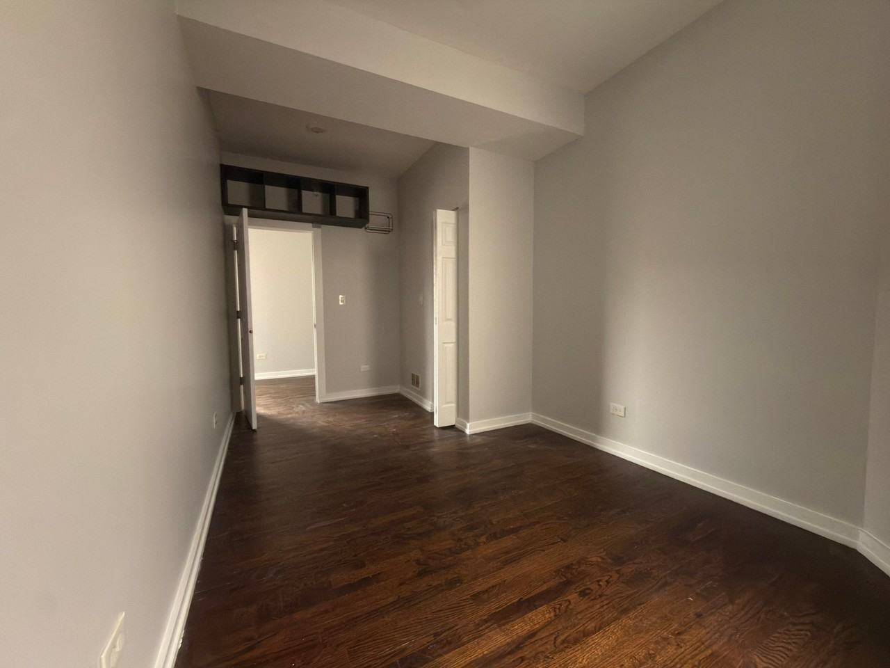 6040 S Rhodes Ave #2 - Photo 3 of 14