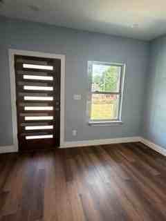 1402 E 9th Ave - Photo 2 of 13