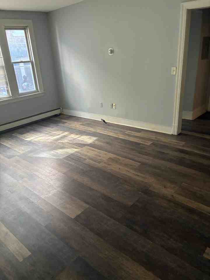 214 S Marshall St #1 - Photo 3 of 10