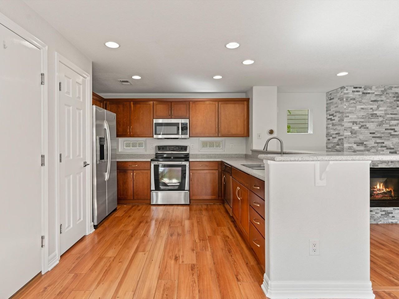 2368 Xanthia Way - Photo 5 of 20