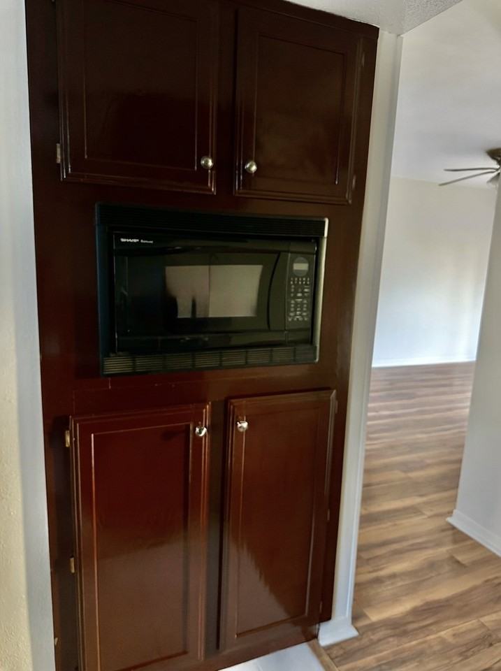 1510 W North Loop Blvd #711 - Photo 4 of 18
