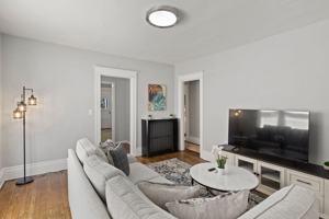 featured image of 1097 Monroe Ave #1