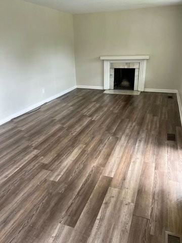 8321 5th Ave N - Photo 2 of 9