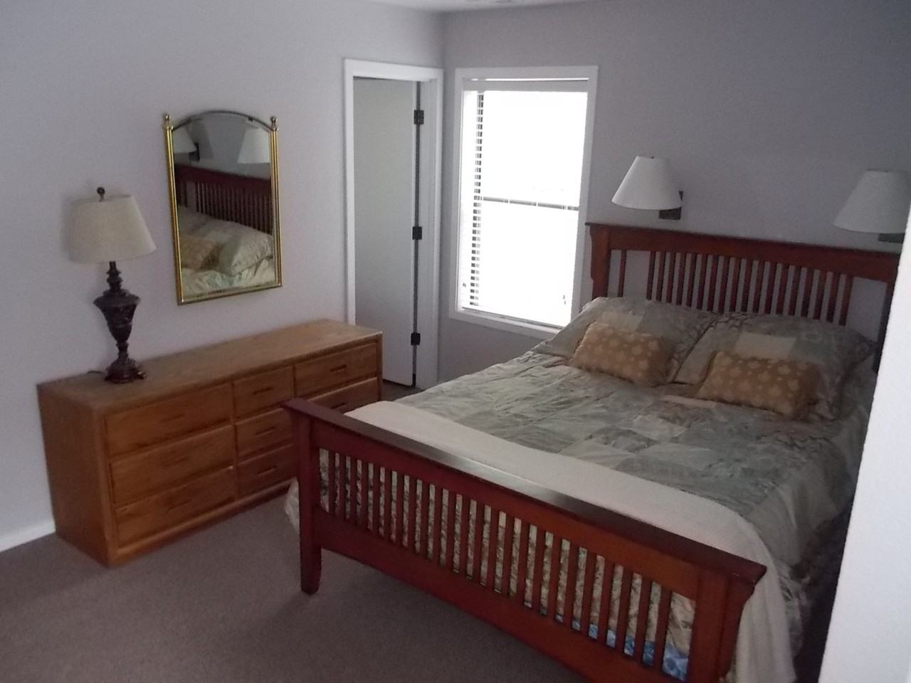 8 Holly Ln - Photo 6 of 13