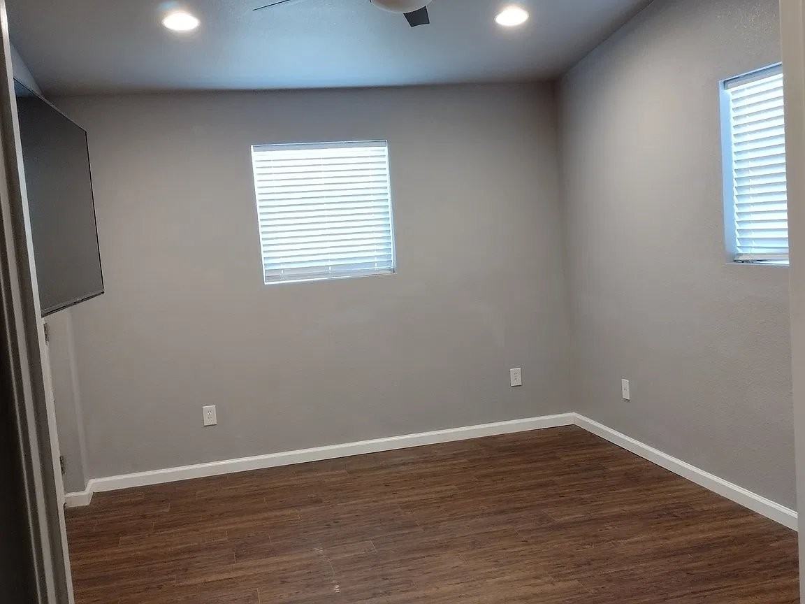 130 Hillgard Dr - Photo 7 of 7
