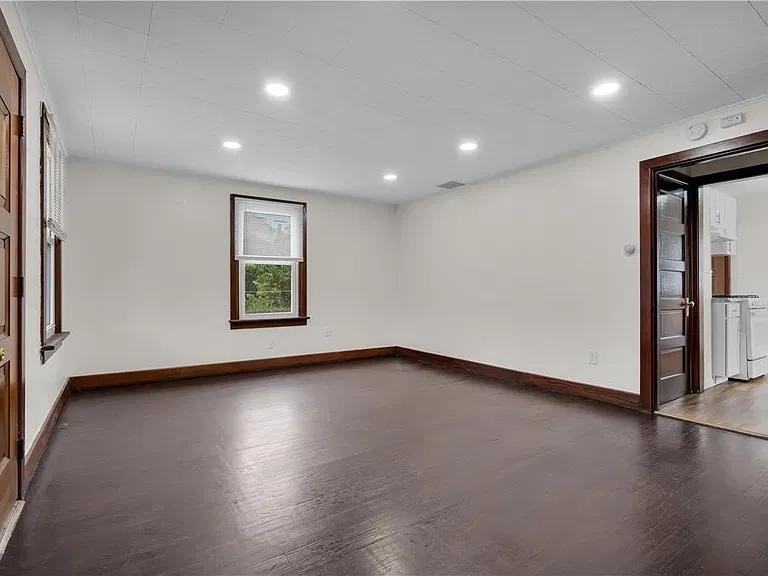 625 Fulmer St - Photo 5 of 5