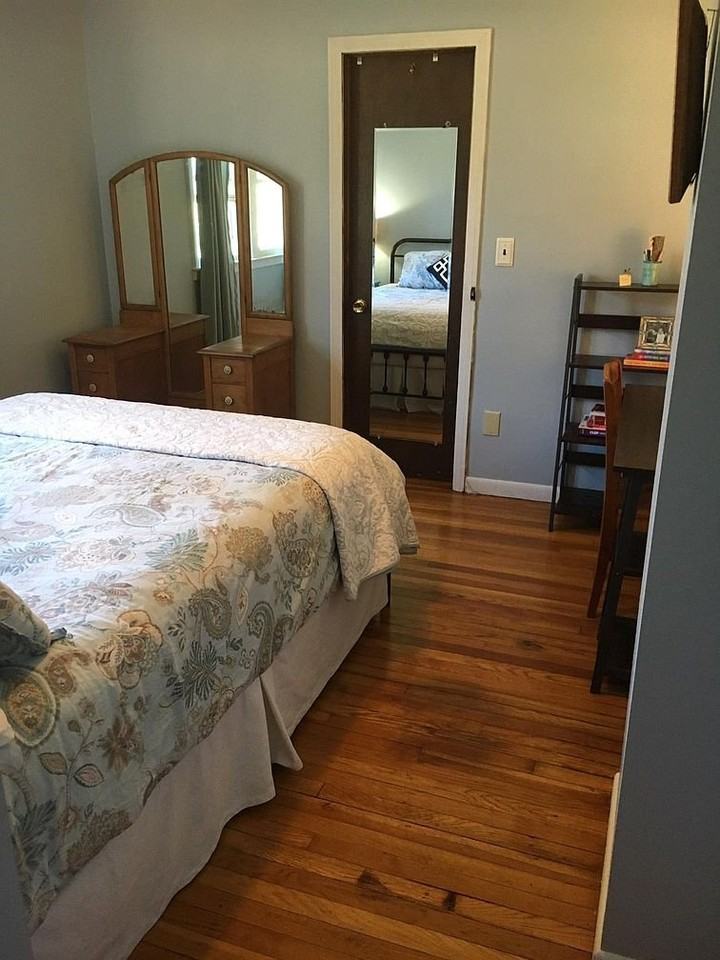 182 Forest St - Photo 5 of 10