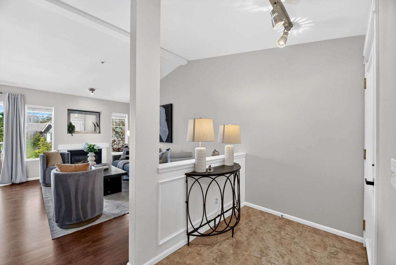 15150 140th Way Se #T302 - Photo 4 of 22