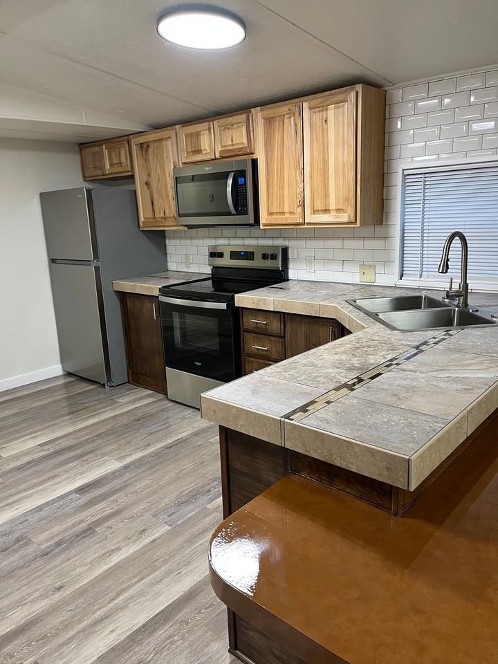 20425 Srd - Photo 2 of 17