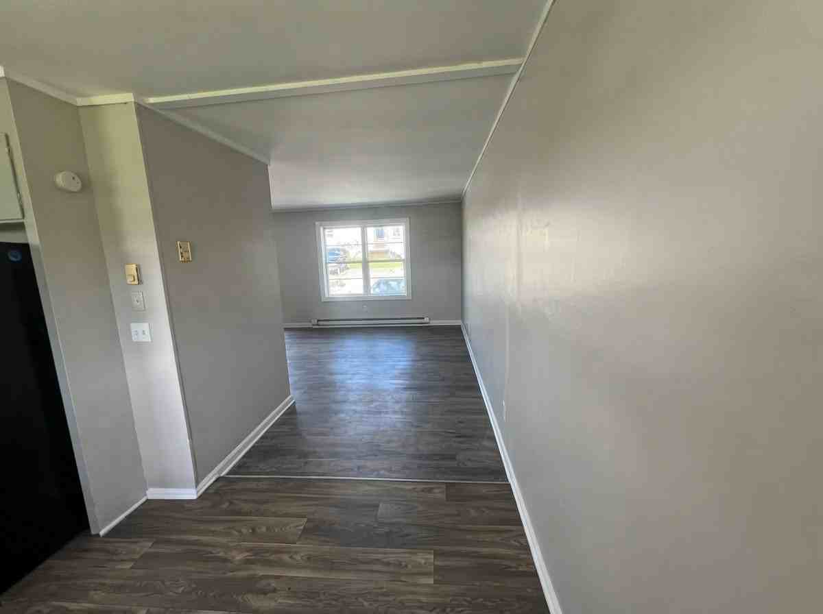 55 Monroe St #15 - Photo 4 of 7