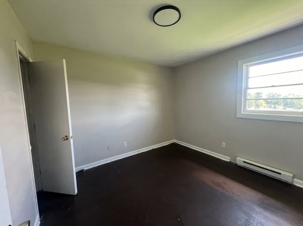 55 Monroe St #15 - Photo 5 of 7
