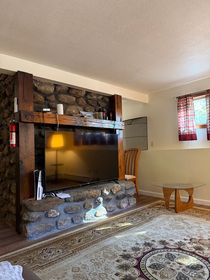 271 Wanoosnoc Rd #BS - Photo 5 of 14